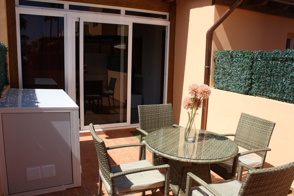 Anju Villas Los Delfines Bravo'S Apartments Corralejo Exterior photo